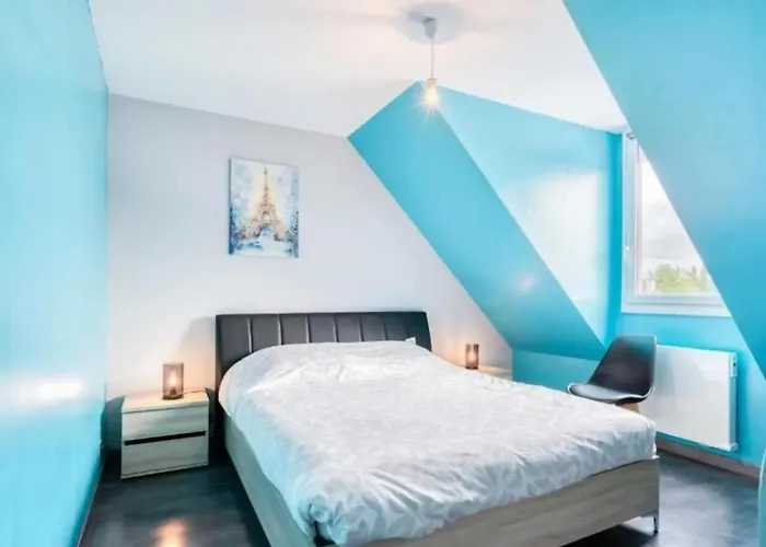 Confortable A Ranville, Piscine Privee Vila